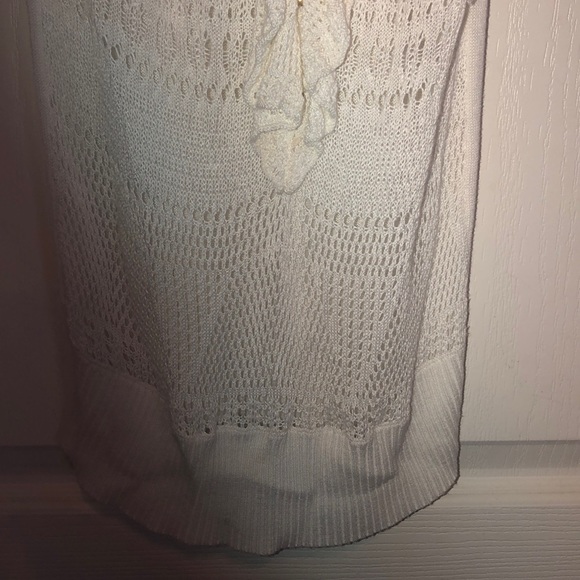 Top - Picture 4 of 6